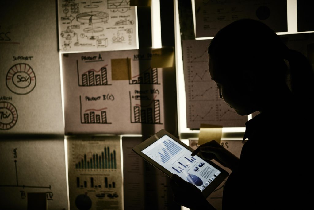 Evolving Role of Data Analytics in Modern Supply Chain Management